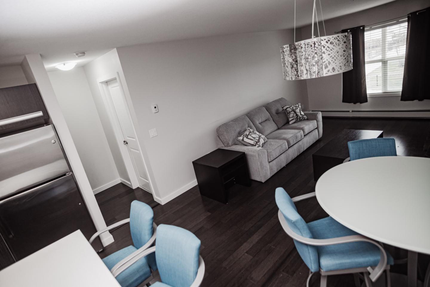 Modern Condo in Rosewood