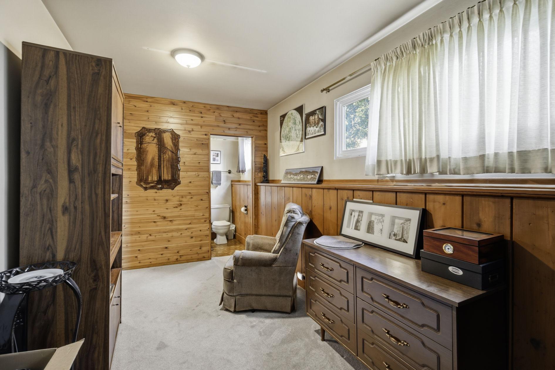 2607 Dufferin Ave – Tyler Fox-QuikSell-22 – Copy Wonderful Home in the Avalon Area