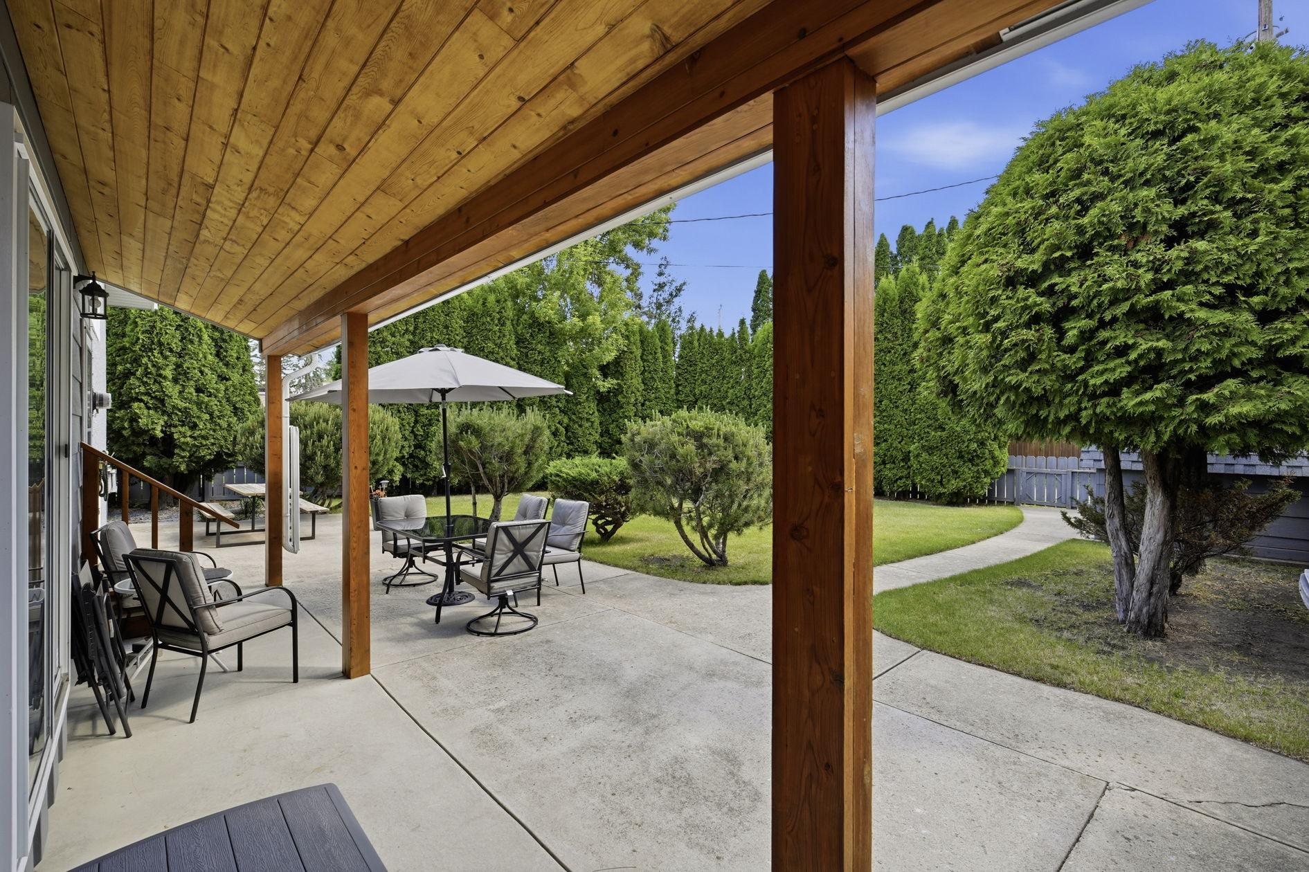 2607 Dufferin Ave – Tyler Fox-QuikSell-29 – Copy Wonderful Home in the Avalon Area