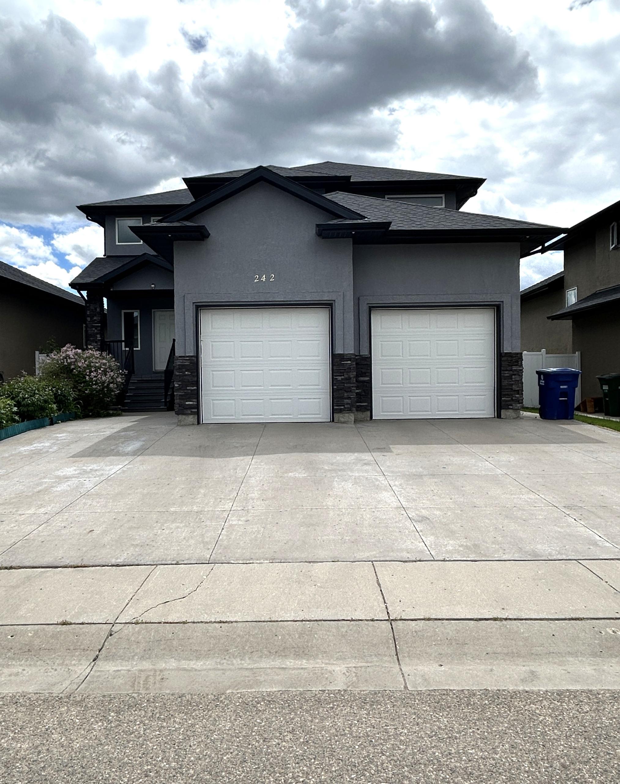 Beautiful Evergreen 2 Storey