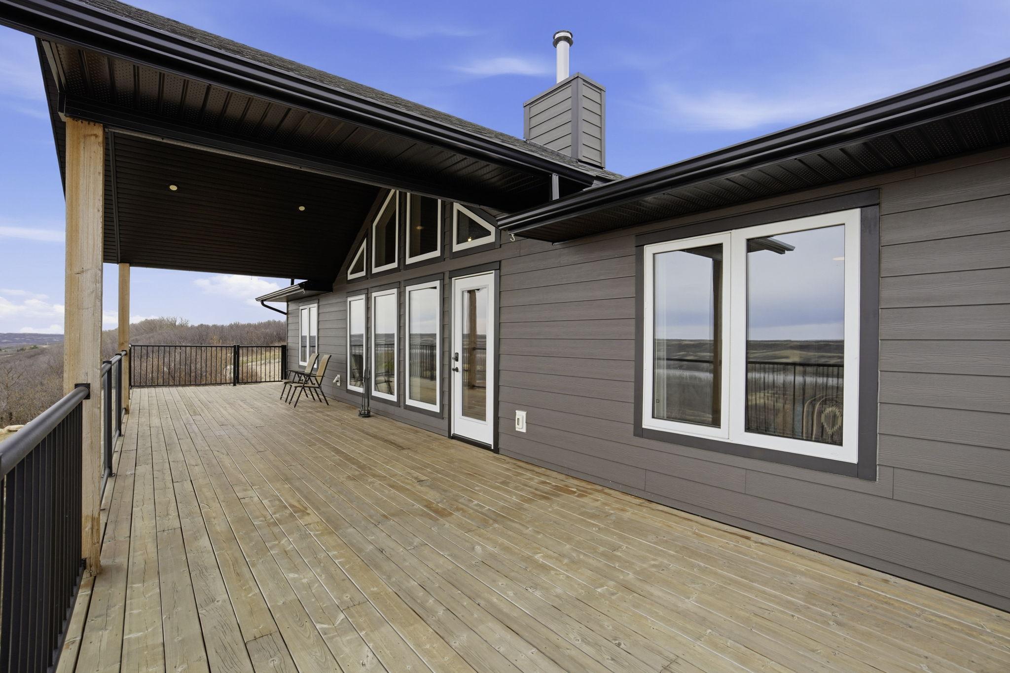 Impressive Bungalow on the River