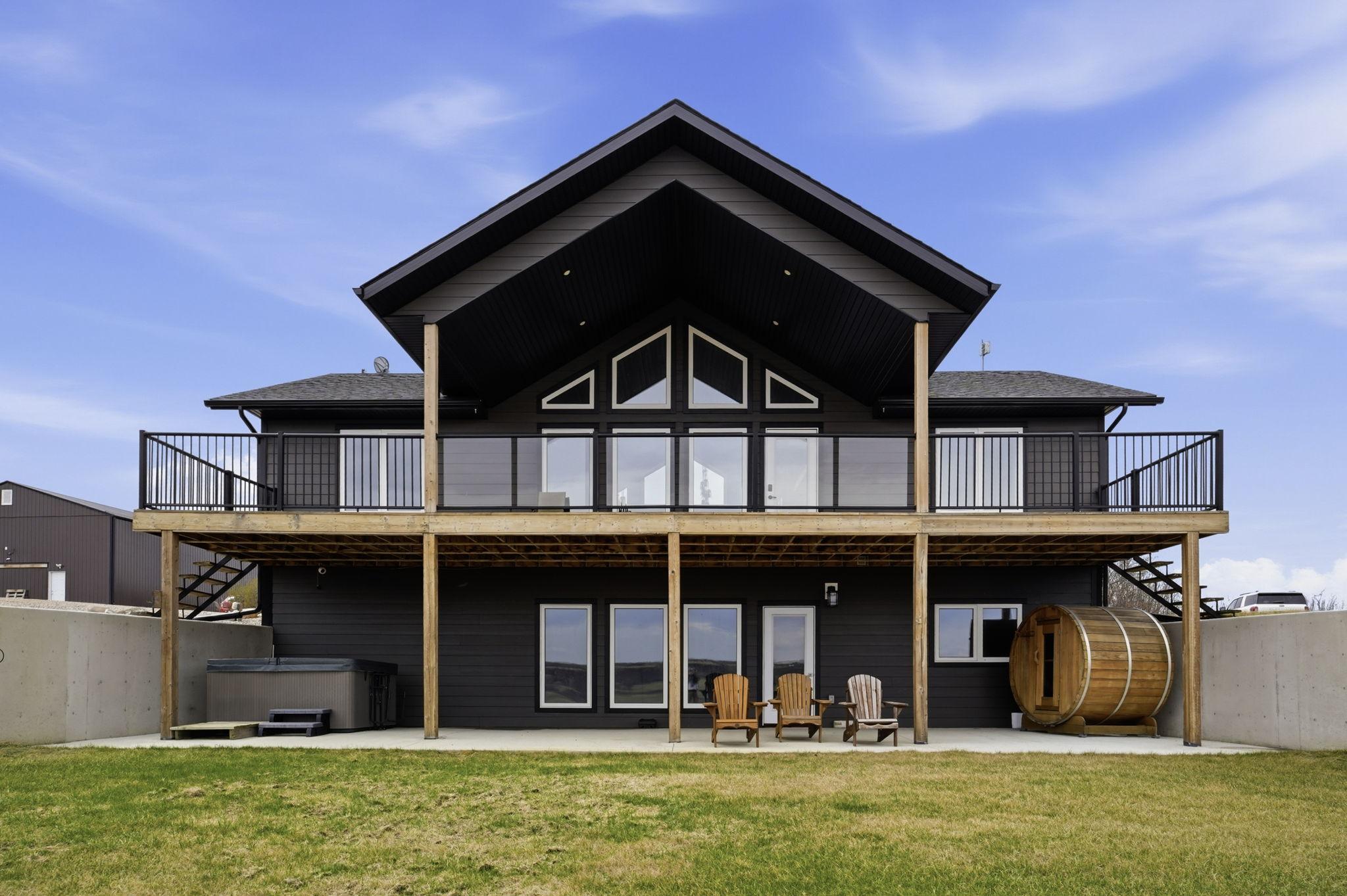 Impressive Bungalow on the River