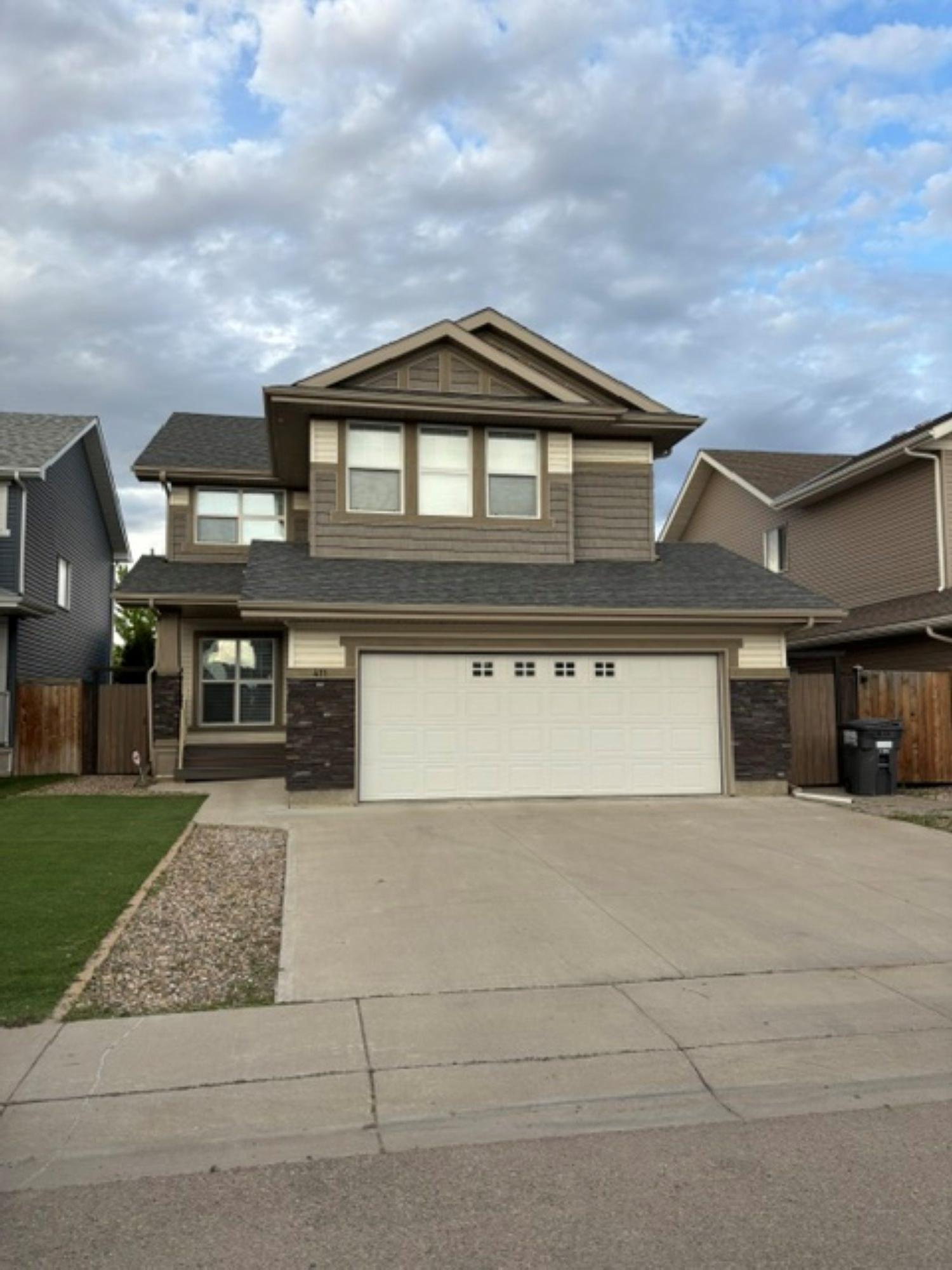 411 Flynn Lane Resized Immaculate Rosewood Two Storey