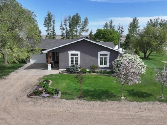 Beautiful Acreage NW of Saskatoon