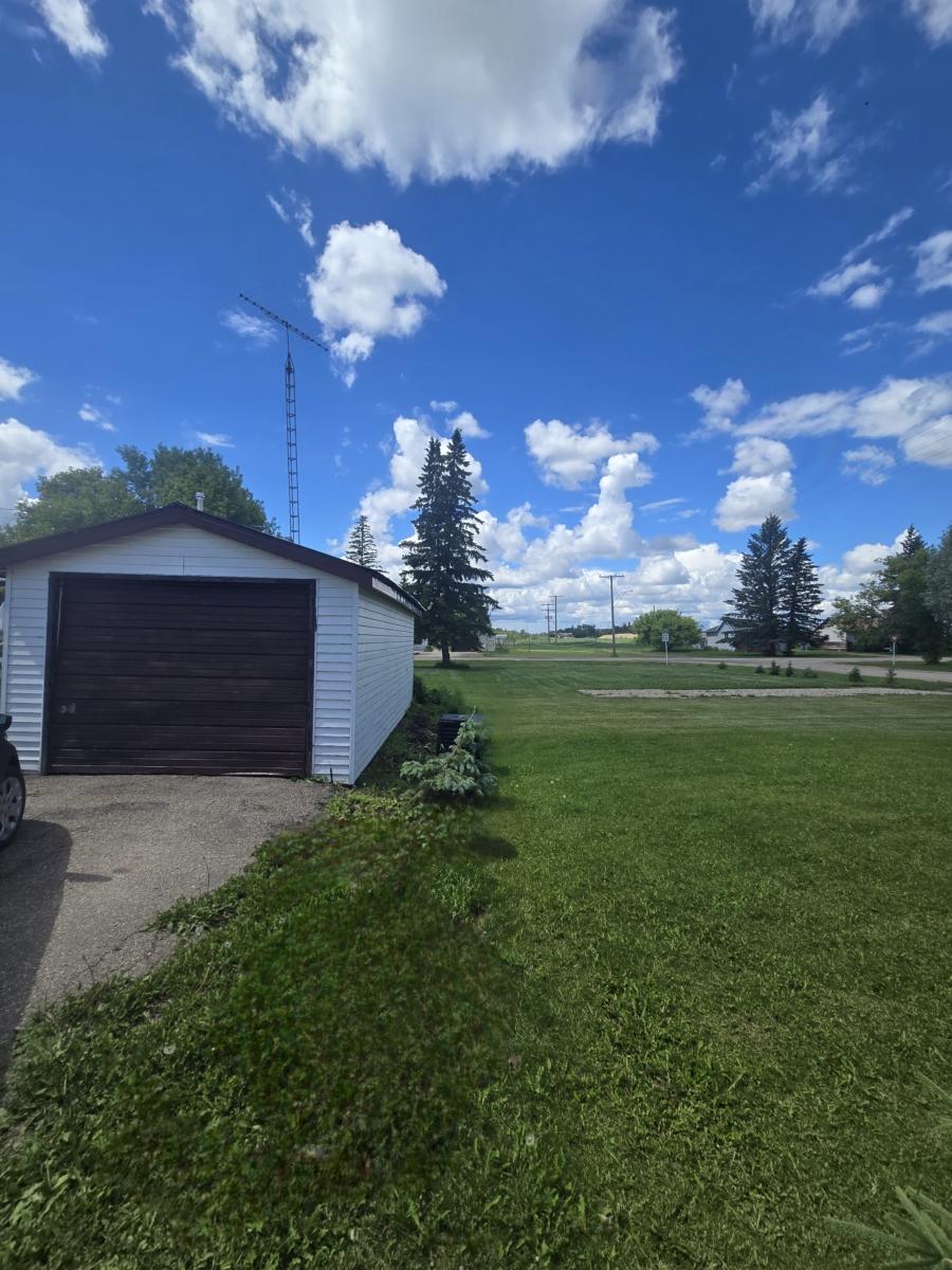 Move-In Ready Home in Kelliher, SK