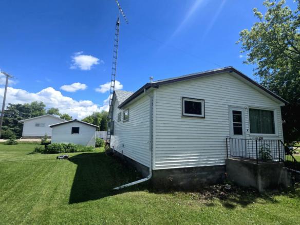 Move-In Ready Home in Kelliher, SK