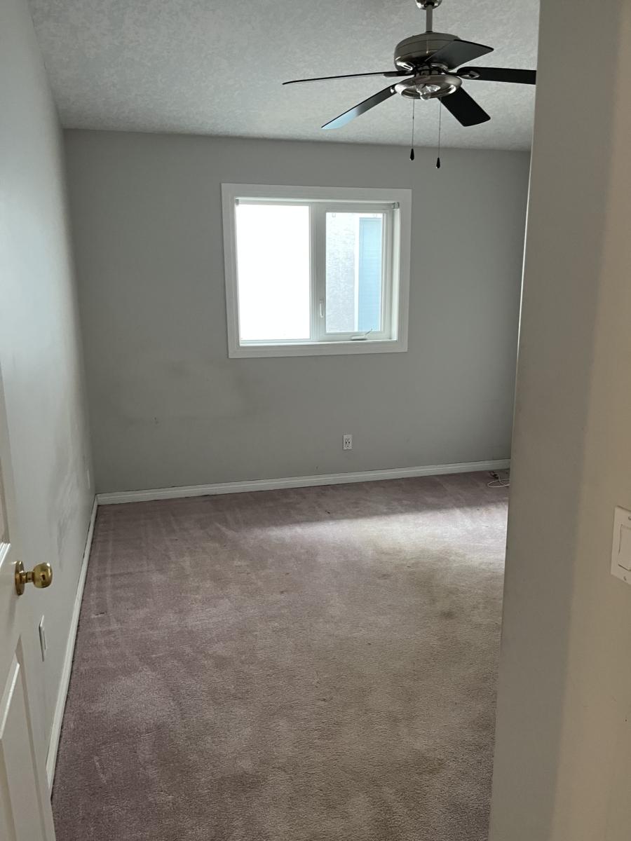 Large Bi-Level in Silverspring