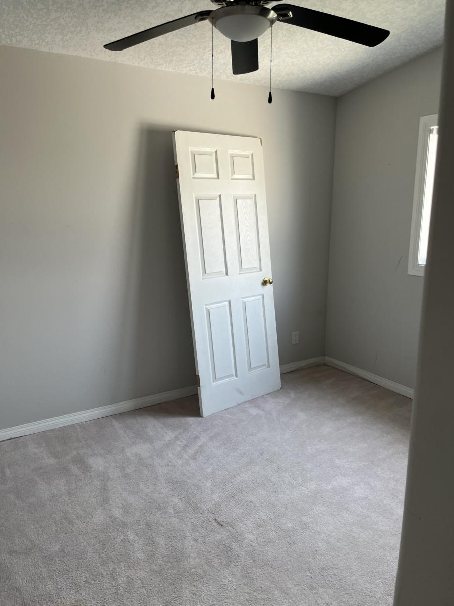 Large Bi-Level in Silverspring