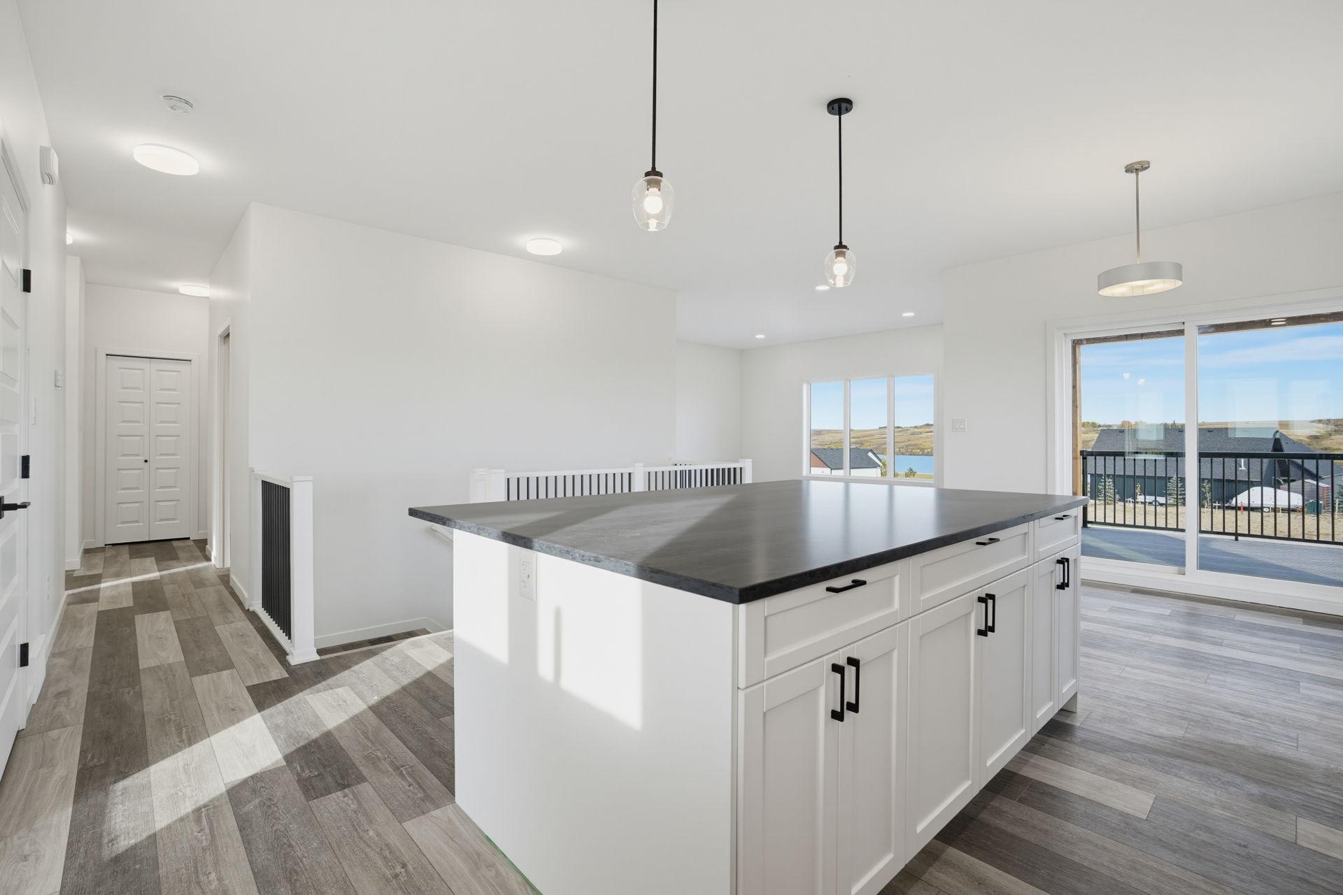 Beautiful Home Overlooking Blackstrap Lake