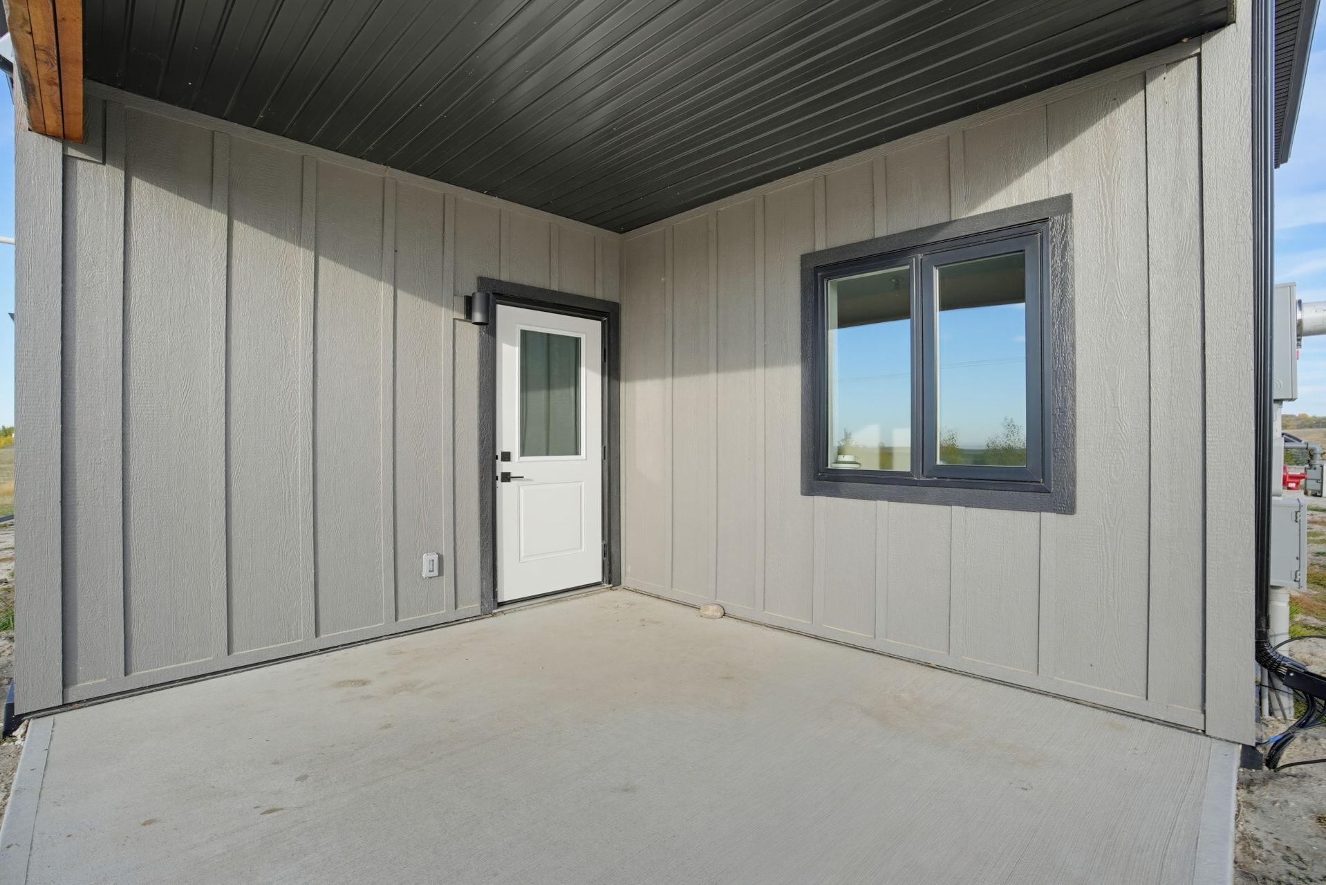 Beautiful Home Overlooking Blackstrap Lake