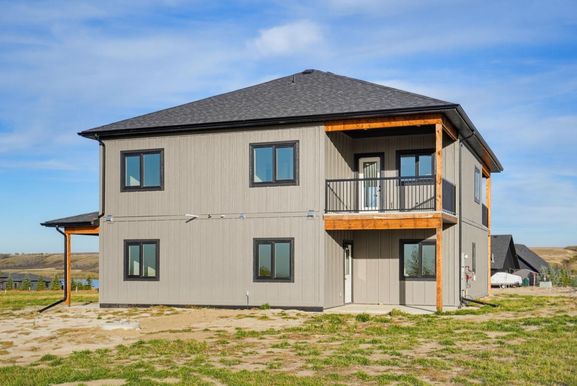 Beautiful Home Overlooking Blackstrap Lake