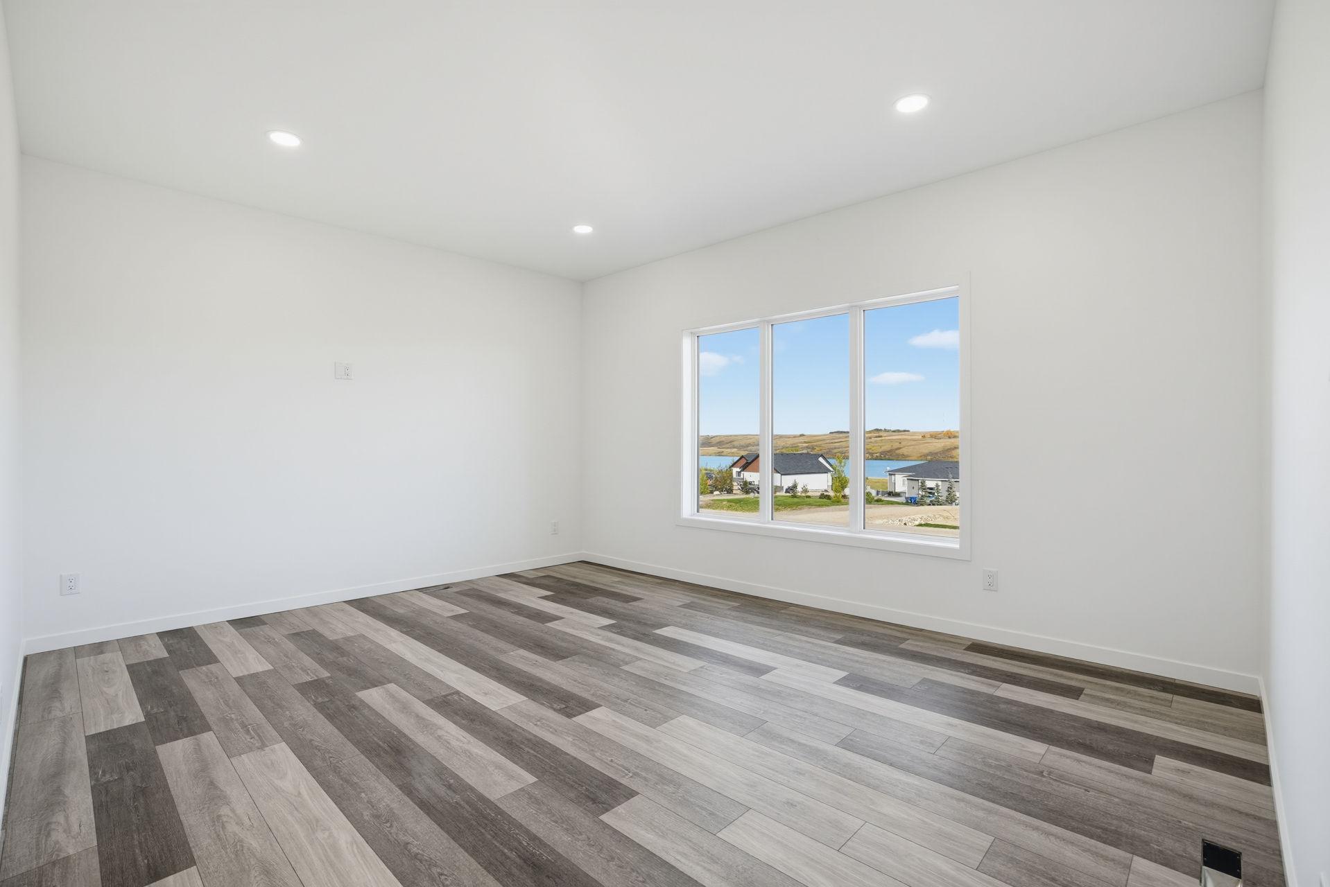Beautiful Home Overlooking Blackstrap Lake