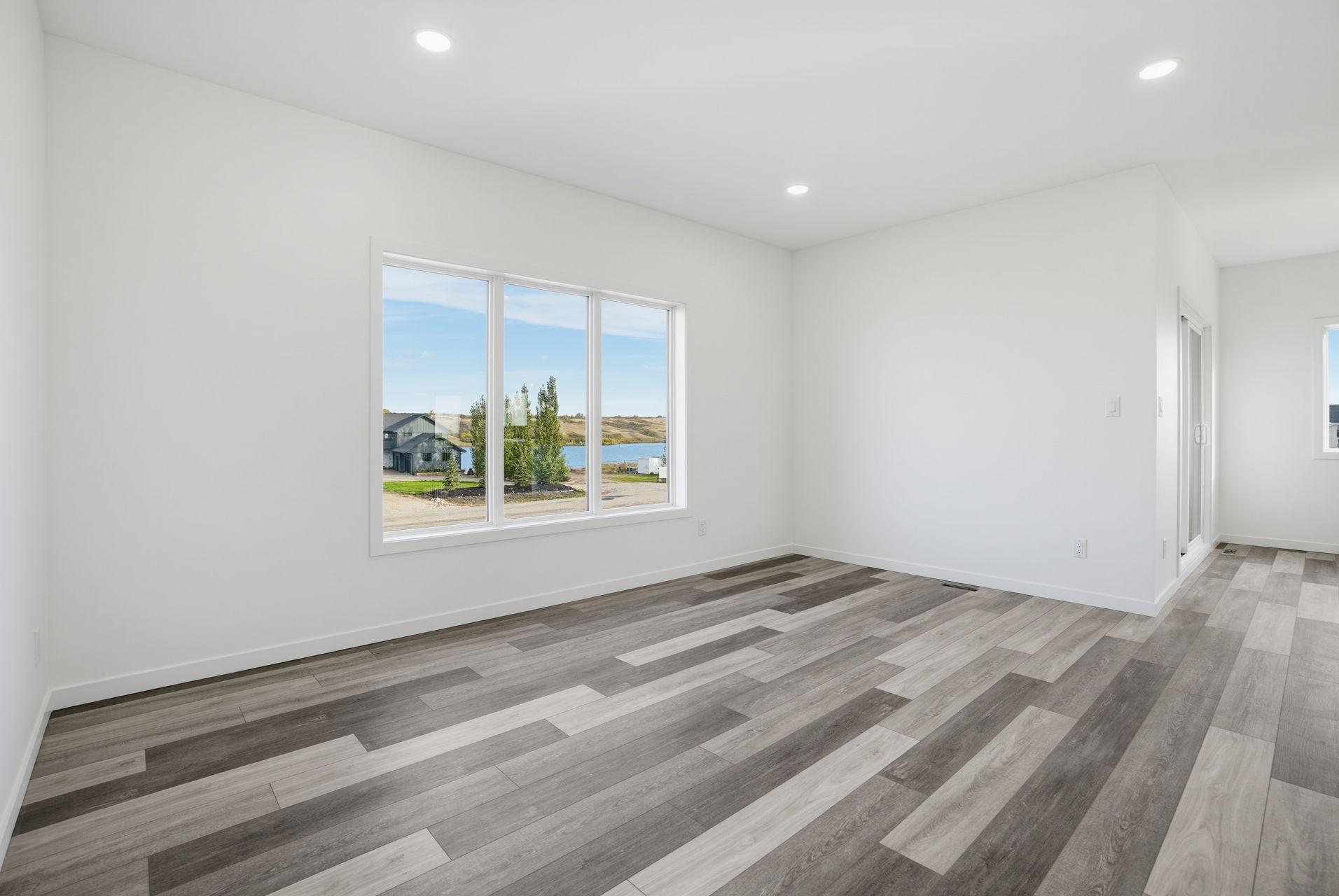 Beautiful Home Overlooking Blackstrap Lake