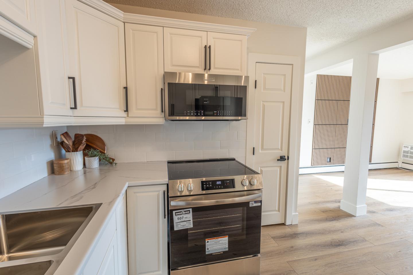 STE-CECILIA-AVENUE-25 Completely Renovated Condo Near the River