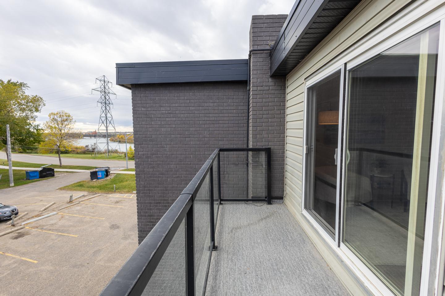 STE-CECILIA-AVENUE-30 Completely Renovated Condo Near the River