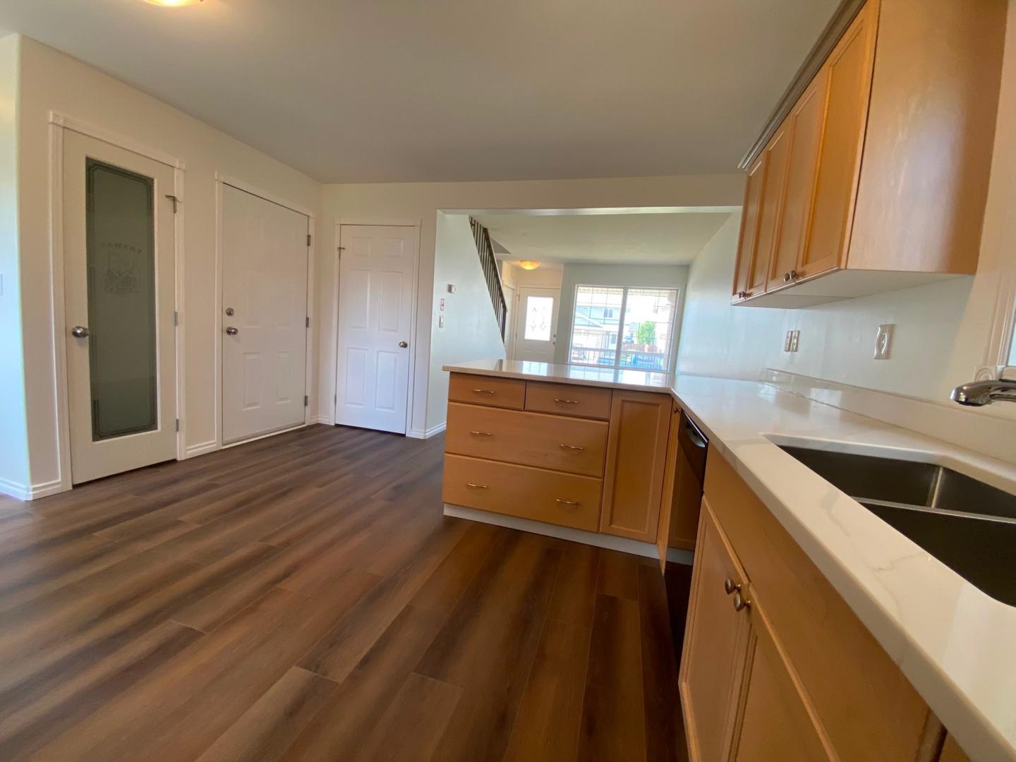 Semi-Detached in Warman