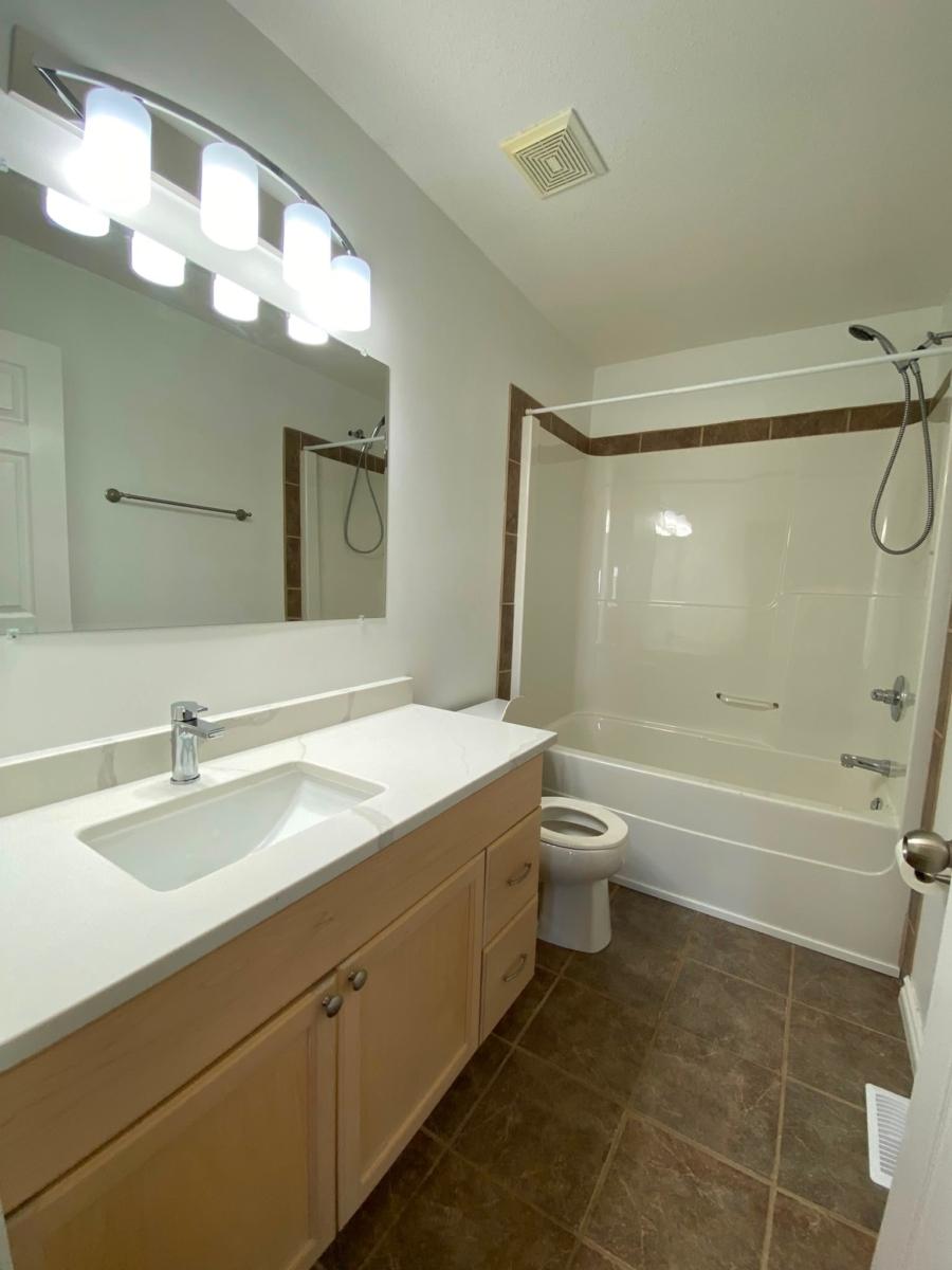 Semi-Detached in Warman